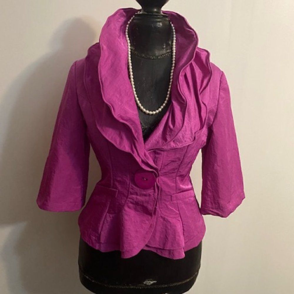 Design Today's Vintage Magenta Pink ruffle collard 3/4 sleeves blazer, size S